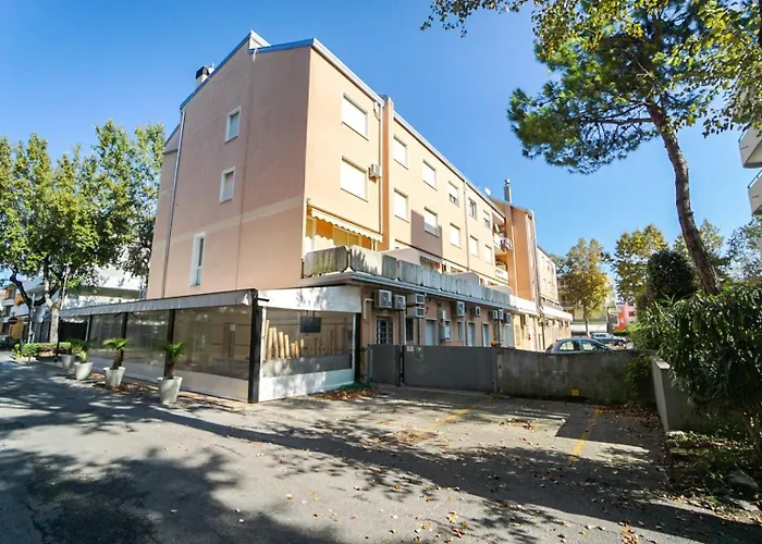 Bussola Апартаменти *